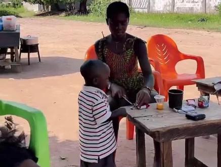 爆炸妹变光头妹了哈哈哈哈#非洲十二少#记录非洲生活