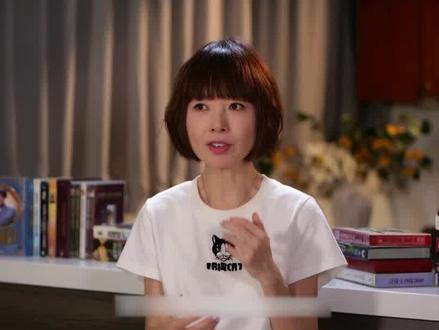 J·K·西蒙斯演活善良“恶人”,引人入胜,终于获得演艺生涯中第一座“小金人”。#鲁豫带你看电影 #推荐电影 #爱乐之城