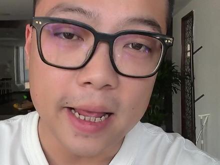 90 后小伙在宜兴做新车帮提这个事。
摆脱传统汽贸做法,让卖车这件事变得更加透明化#帮提车 #宜兴新车帮提 #小杨帮提车 #卖车那点事 #新车