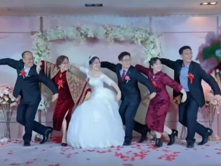 齐舞之王驾到通通闪开ai舞蹈制作教程 爱琴海ai舞蹈拍同款入口 爱琴海ai制作跳舞视频 爱琴海舞蹈ai模板一键生成 爱琴海ai制作跳舞视频合拍 爱琴海ai舞制作教程 爱琴海ai跳舞软件推荐 ai爱琴海舞蹈一键剪同款模板 爱琴海AI制作跳舞加长版 爱琴海狗ai制作跳舞视频 爱琴海ai舞蹈 爱琴海ai制作跳舞视频#剪映 #爱琴海舞蹈 #齐舞之王驾到通通闪开 爱琴海舞蹈ai特效
爱琴海ai制作祖孙跳舞 爱琴海舞蹈ai制作 爱琴海ai制作跳舞视频 爱琴海舞蹈ai 爱琴海舞蹈ai生成 爱琴海ai舞蹈剪同款 爱琴海舞蹈ai模板#爱情海ai舞蹈 #爱琴海多人版舞蹈 ai爱琴海多人版舞蹈教程 爱琴海ai制作跳舞视频 ai生成跳舞视频 爱琴海广场舞完整版 爱琴海原唱完整版 ai爱琴海多人版舞蹈一键免费生成入口 ai爱琴海多人版舞蹈特效教程