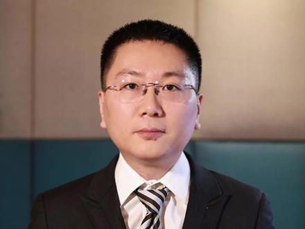 诗朗诵《我要擦皮鞋》雷霆拼好歌 #疯狂的鸽子 #给我擦皮鞋 #雷霆拼好歌 #志博的诗朗诵 #音乐种草计划