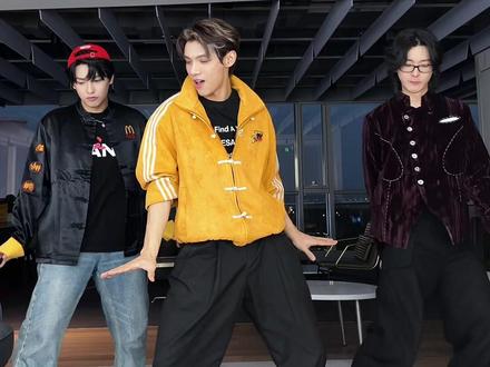 到底是谁还在摇摆绅士 #摇摆绅士 #魔力歌先生