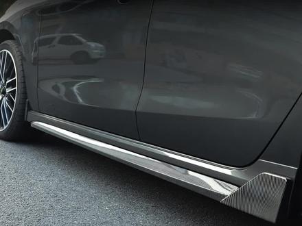 #改装车 #改装车文化 #改装是一种态度 #新一代领克03 #2023款领克03 装了个碳纹的侧裙,给大家看一下,喜欢改装的小伙伴不要错过了!