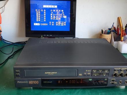 松下HD100录像机有图像没声音,折腾半天,发现是电源引发的故障