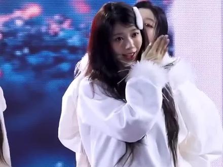 moka回归竟然是短发!我心脏好难受#moka #illit #kpop