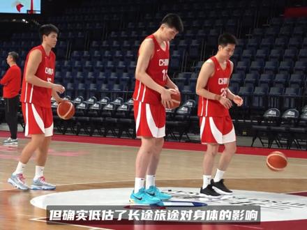 5次转机+3万里!余嘉豪跨越半个地球驰援国家队,看哭无数球迷 5次转机+3万里!余嘉豪跨越半个地球驰援国家队,看哭无数球迷