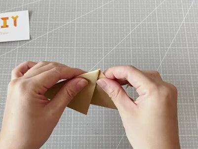 教你折一架“天空之城”纸飞机,外形简单却能飞很远! #折纸飞机 #折纸 #纸飞机 #折纸教程 #自制玩具