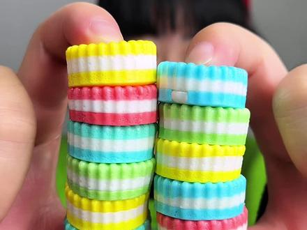 今天我们来吃4款香香软软的造型软糖 #美食 #零食 #糖果 #零食推荐 #软糖