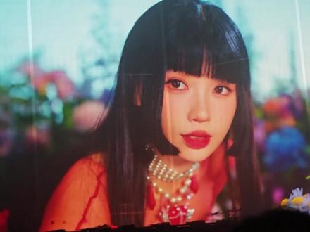 一段大屏美神欣赏❤️❤️❤️剪辑去掉了现场尖叫的杂音呜呜呜呜我女神真的太美了真的美爆了#虞书欣 #姜暮 #虞书欣演唱会 #虞书欣esther #美神