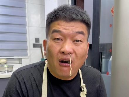 这是一个徘徊在无情与绝望中的视频!#看一遍笑一遍 #万万想不到