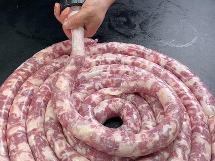 灌香肠上一条视频有教程,不会朋友可以去参考一下感谢支持#灌香肠 工具