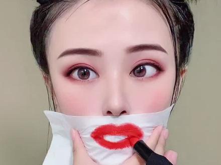 班花化妆Vs校花化妆 长见识了👍@抖音小助手 #美妆 #护肤 #变美