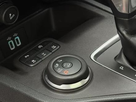 福特撼路者低速四驱你会用吗?
#福特撼路者 #低速四驱 #用车技巧