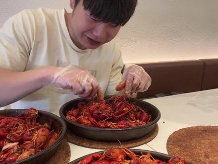 必胜客158元的自助餐,小龙虾不限量,吃他个50份 #武汉 #自助餐 #必胜客 #必胜客自助餐 #小龙虾