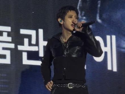 灿烈和世勋就这样走到我面前来🥹#朴灿烈#吴世勋#exosc #染色体跨年晚会