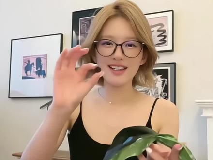 有货多囤些,和家里人一起灸起来,推荐!#炫腹燃燃贴 #艾草贴 #洗护好物