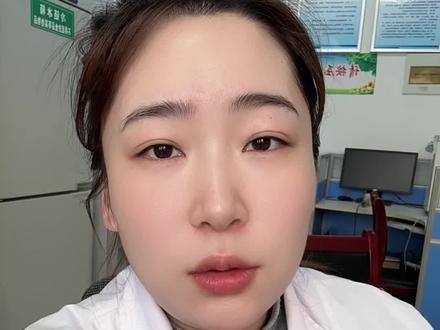 如果我今年22岁,我会觉得下雪了好浪漫, 可是…#聊天日常 #上班日常 #工作日常 #上班中的我