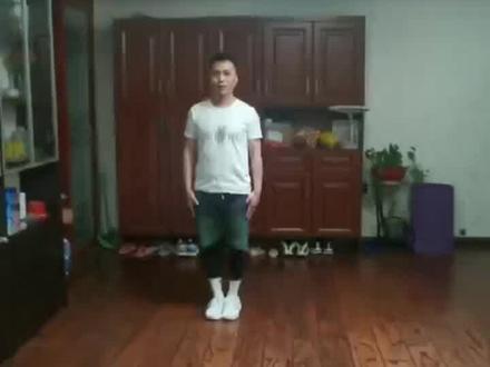 虎年练虎拳,从昨天开始我们马超武术直播课给孩子们在保持训练基本功的同时,教一套虎拳和亲子对练。希望大家每晚七点半关注直播间