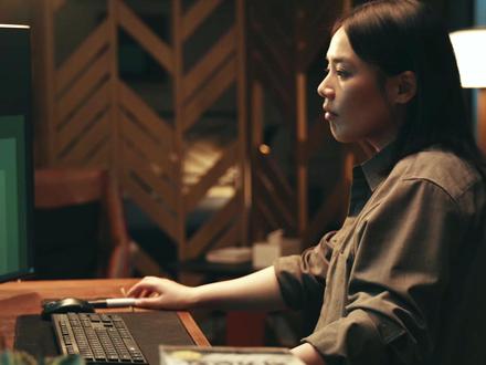 职场没有永远的朋友,只有永远的利益,饶雨瓷为了复仇, 背刺领导发于沛东#深度解说#她的盛焰 #她的盛焰复仇爽到上头