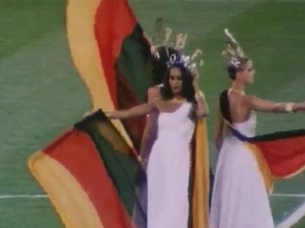 许多人心中最经典的世界杯主题曲《意大利之夏》,词曲优美,超经典超好听 #意大利之夏 #世界杯主题曲 #经典老歌