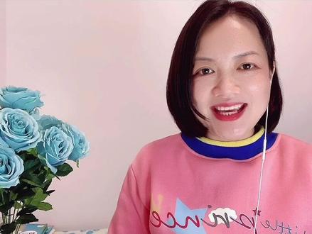 #创作灵感 #娘俩的小幸福 我每次回娘家都不能跟老公同睡一张床。所以每次领他回家,都不是很情愿,也不知道这是哪哪定出来的规矩。#回家 #短视频运营 #知识分享 #涨知识 #抖音运营小技巧 @DOU+小助手