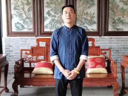 应山西通盛学校之邀,为即将举行的、孔子圣像落成仪式~传授拱手高揖礼。
