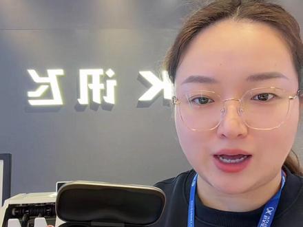 讯飞AI翻译耳机如何佩戴?
#翻译耳机 #讯飞AI翻译耳机 #科大讯飞 #外贸 #建筑