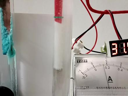 电解水用铜作阳极,根本无法得到氧气!#电解水 #初中化学实验