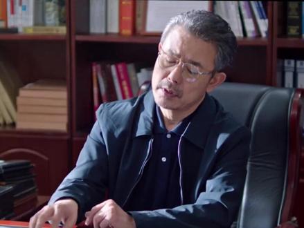 以为他的帮助是替青梅竹马道歉,直到毕业那夜,车站只剩我们 #骄阳似我 #赵今麦 #宋威龙 #好剧推荐