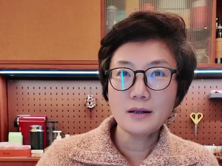 黄金价格起起落落,普通投资者该怎么?#黄金 #财经 #资产配置 #财富