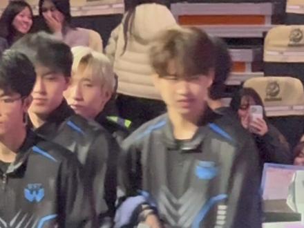 看完就知道在笑什么了🤭
#书源 #2025挑战者杯 #王者荣耀 #BLUE #萌元