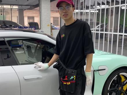 Taycan Turbo S门把手拆卸教学#TaycabTurboS #贴膜阿文 #保时捷taycan #把手拆卸#技术分享