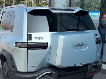 #方程豹钛3 闪充技术加持,续航里程增加等配置升级,你会在意底盘更换材质吗?#养只方程豹