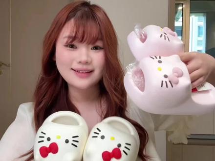 包裹感满满又是踩屎感的漂亮小拖鞋!
#拖鞋 #kitty #可爱拖鞋#踩屎感 #eva