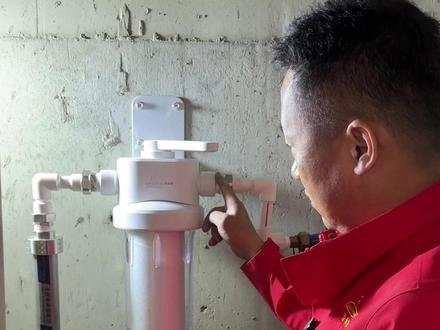 水不脏,管道时间久了会很脏,装一个前置净水#天池壶 和 #阻垢器 #前置过滤器 #呼和浩特 #净水器