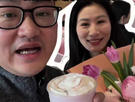 瑞幸这杯真的浪漫到我了#瑞幸联名Zsiga#在日光下喝瑞幸#雪酪芝士桃桃#瑞的嘎子姐我端了#瑞子宠粉送隐藏