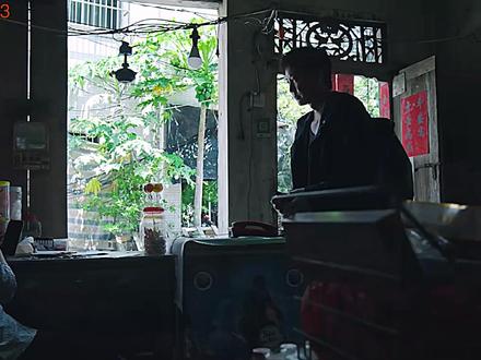 执勤警察只是检查证件,竟遭到残忍杀害《风过留痕》 #风过留痕 #风过留痕细节越品越带感 #姜武 #龚俊 #犯罪