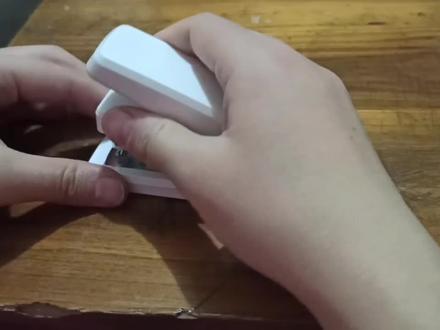 得力迷你版订书机,不会使用的,教程来了