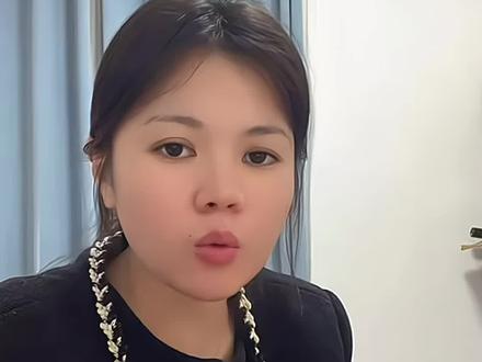 有粉丝问颜颜
如果二胎是女儿怎么办#老弟夫妇 #老弟 #直播录屏分享 #小颜同学 #日常vlog