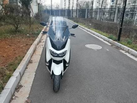 雅马哈NMAX155实用改装