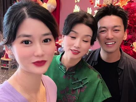 #订婚宴 嘻嘻,一定要永远幸福下去,也祝刘老师和亚东老师白头到老😁#阜阳