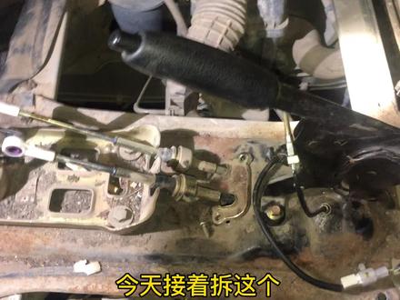 16气门的面包车,拆缸盖了