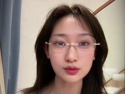 “但人性的光,依然在他们身上很耀眼”前面的素材来源于:@小格Grace 这个老师的#我不是戏神 #台词#陈伶#火@DOU+小助手 @抖音小助手 @三九音域 @辞梦 @傍晚刚下降的夕阳一小夕.什金/瓷阿墨Q区 @法爆正太 @行刑官长能耐了 @心澈如水