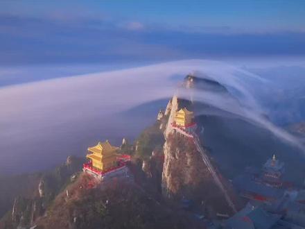 “炁体源流 笼罩老君山”#老君山