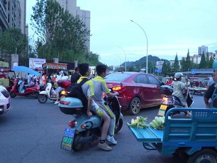 如果城市中没有了城管,会是什么样子#城市的夜晚 #城市管理 #城管 #假如 #政务原创作者联盟