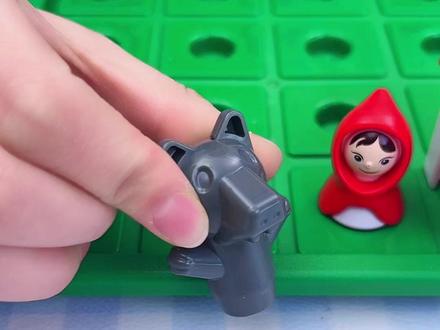 好玩刺激的企鹅雪屋,玩游戏同时还能锻炼手眼协调能力。 #亲子互动 #益智玩具 #儿童智力开发玩具