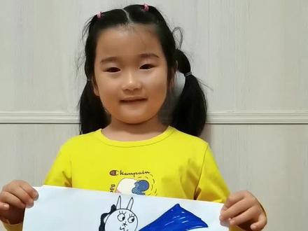 #美术课堂
会换装的兔子小姐,大家有没有学会呀?一起动手试一试吧!