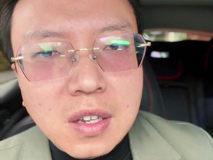 “躺平、不婚不育、读书无用”三种社会思潮威胁的并非仅是表面言论,而是支撑社会系统持续运转的底层根基——集体共识。集体共识是社会信任、合作与动力的无形纽带,当人们对奋斗回报、生育价值、教育意义的普遍信念动摇时,将导致负债停滞、人口结构失衡、劳动力质量下滑等系统性风险。其核心矛盾在于:短期情绪宣泄与言论管控,同修复长期受损的社会信任、兑现公平承诺以重建共识之间的根本性冲突。文案最终强调,真正的治理关键在于修复“希望”本身,让努力者得善待、守信者不被负,方能重聚人心。 #清朗行动 #老百姓关心的话题 #零距离看