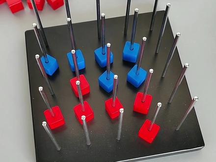 最强大脑联名款#重力四子棋,双人对战策略型玩具,锻炼小朋友逻辑思维和反应能力,陪孩子一起玩,促进亲子关系#儿童益智玩具 #逻辑思维游戏 #每日亲子互动