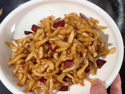 农村老家原味萝卜干,嘎嘣脆 #萝卜干 #小时候味道 #农村美食